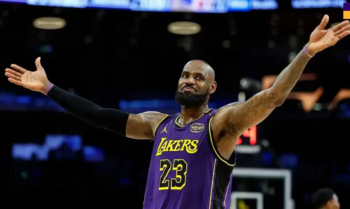 开云官方平台APP下载包含穆雷重要时刻重要助攻，湖人带队取胜！观众掌声雷动的词条